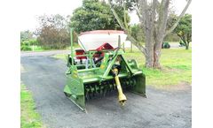 GT Tractors - Model Surespread 2000 - Fertiliser Spreaders