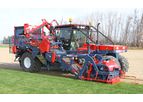 Kesmac Brouwer - Model 4000 - Automatic Roll Sod Harvester