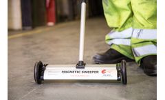 Bunting - Handheld Magnetic Sweeper Brooms