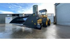 Tanco - Model i60 - Self-Loading Durable Feeding Implement