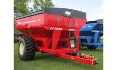 Model 870 - Three Corner-Auger Grain Carts