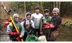 SM 101 Life on the Lake (Environmental Biology @ Cazenovia College) Electrofishing 4 Sites in F18 - Video