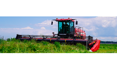 Gomselmash - Model CS140 - Self-Propelled Windrower