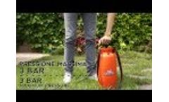 GREEN - Model 6 - 8 Liters Shoulder Belt Pump Compression Sprayer for Garden Video