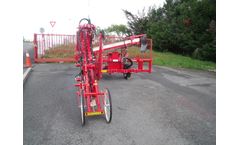 Simon - Model S2TCMR - Three Point Linkage Harvester with Cross Conveyor