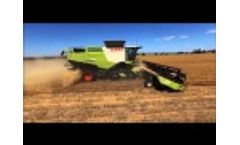 41 Ft (12.3m) Midwest Drapers on Claas Lexion Tera Trac Harvest Combines Video