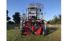 JAGODA JPS - Model OSKAR 4WD Plus - Blueberry Harvester