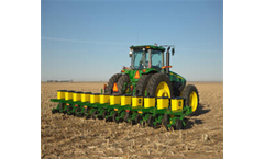 John Deere - Model 1700 - Rigid Integral Planter