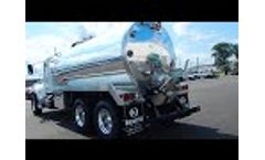 4000 Gallon Aluminum Septic Truck Mounted on a Peterbilt Video
