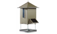 Sweeney - Model Bird Bistro - Automatic Bird Feeder