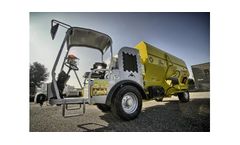 Coon - Model 1200 - Self-Propelled Horizontal Single Auger Monofeeder