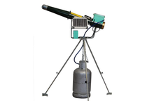 Kurtbomsan - Model KBS E4 - Solar Bird Scare Cannon with Tripod