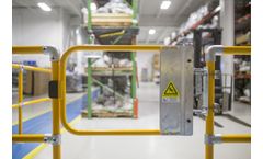 Kee-Safety - Self-Closing Safety Gates