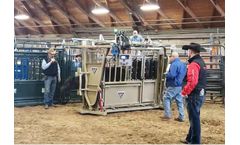 Brute Stealth A.C.E. - Automated Hydraulic Squeeze Chute