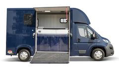 Böckmann - Model Compact Esprit - Horse Transporter Trailer