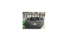CMP - Round Bale Bull Feeders