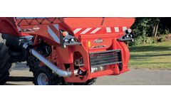 Kuhn - Model TF 1512 - Front Hoppers