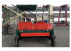 Self-Propelled Wheel Windrow Turner
