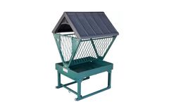 Farmco - Model 45H - 4-6 Horse Covered Hay Feeder