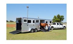 Cimarron Norstar - Horse Trailers