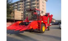 Tianren - Model TR9988 - Self-Propelled Corn Combine Harvester