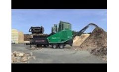 Komptech Axtor 4510 Shredding Sawmill Residues Video