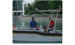 Five - Model Scavenger E15 - Electric Marine Boat