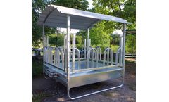 Pasture Cow and Horse Feeder with Roof
